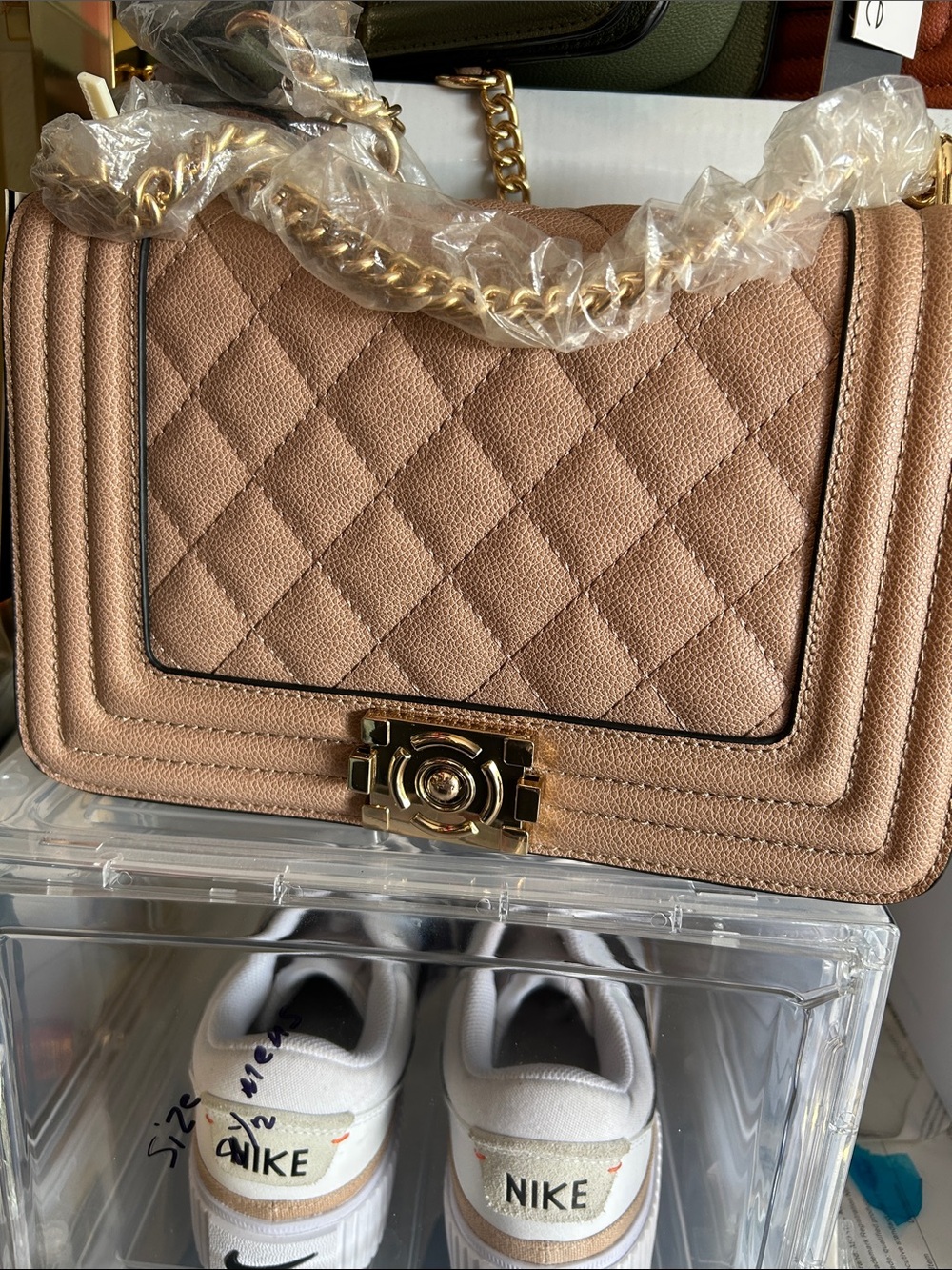 Quilted Pebbled Leather Shoulder Bag in Blush
